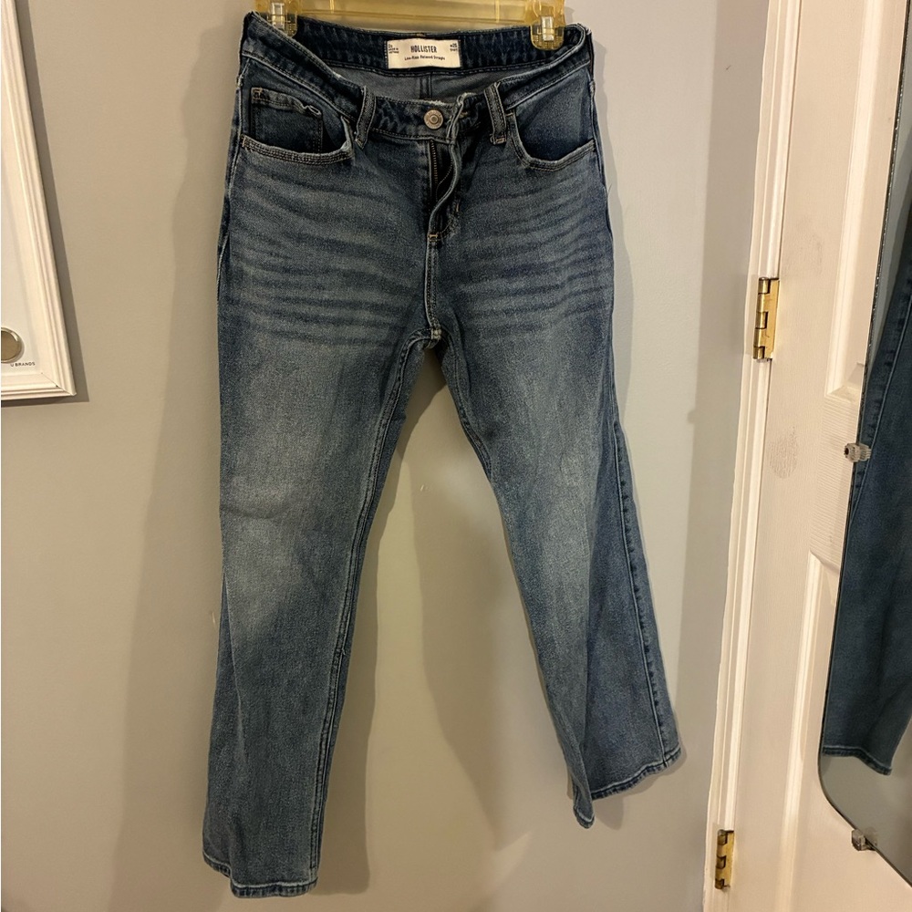 Hollister Low-Rise Relaxed Straight Blue Jeans